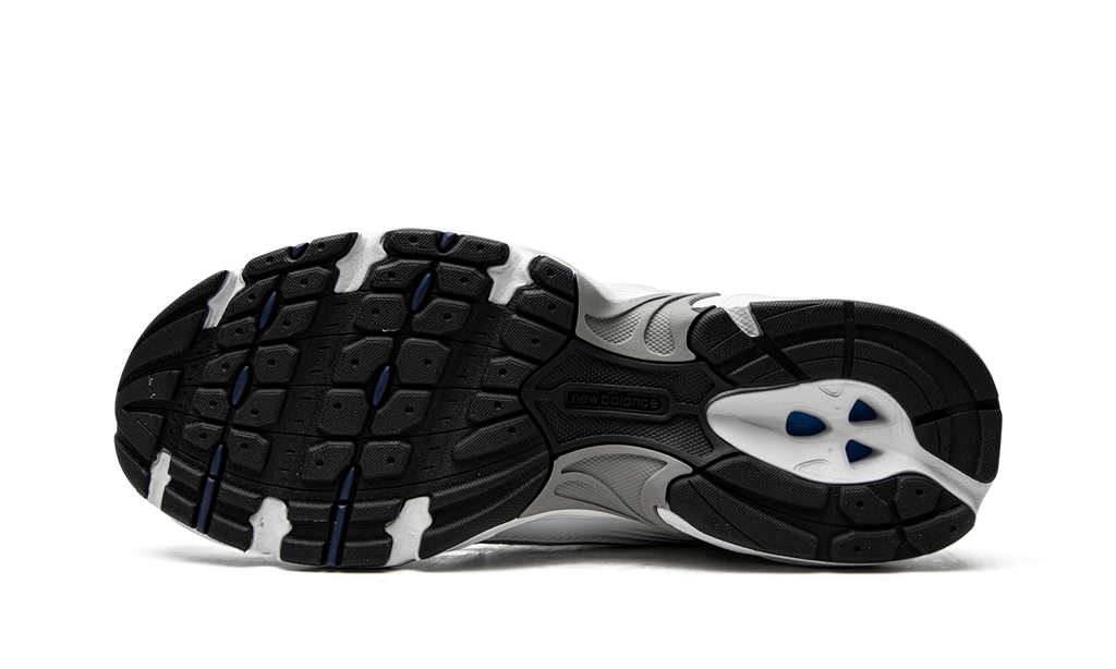 New Balance 530 White Silver Navy LAST PAIR READY FOR DELIVERY