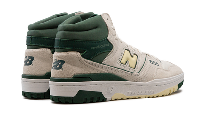 New Balance 650R Sea Salt Nightwatch Green