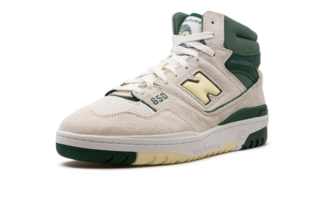 New Balance 650R Sea Salt Nightwatch Green