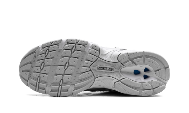 New Balance 530 Moonbeam Silver Metallic